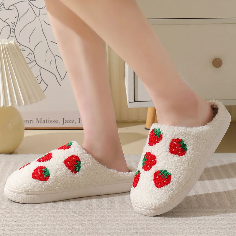Strawberries Couple Cotton Slippers Home Indoor Cartoon Platform Slides Ladies 2025 Designer Warm Comfortable Winter Shoes Women 4