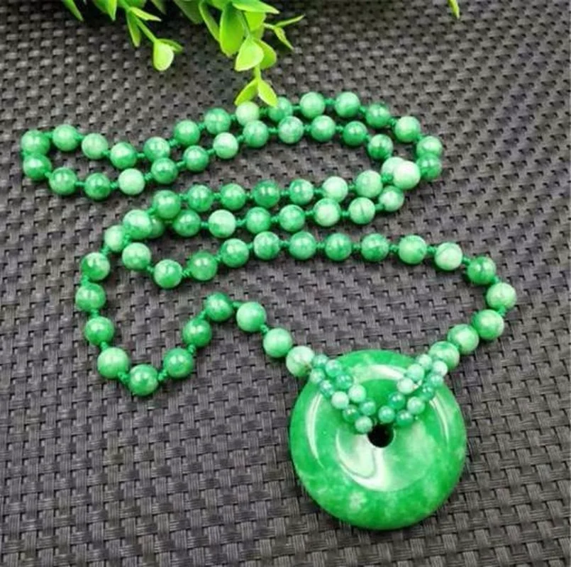 

Hot Selling Natural Fashion Ladies Green Jade Pendant Sweater Chain Jewelry Gift Necklace for Women