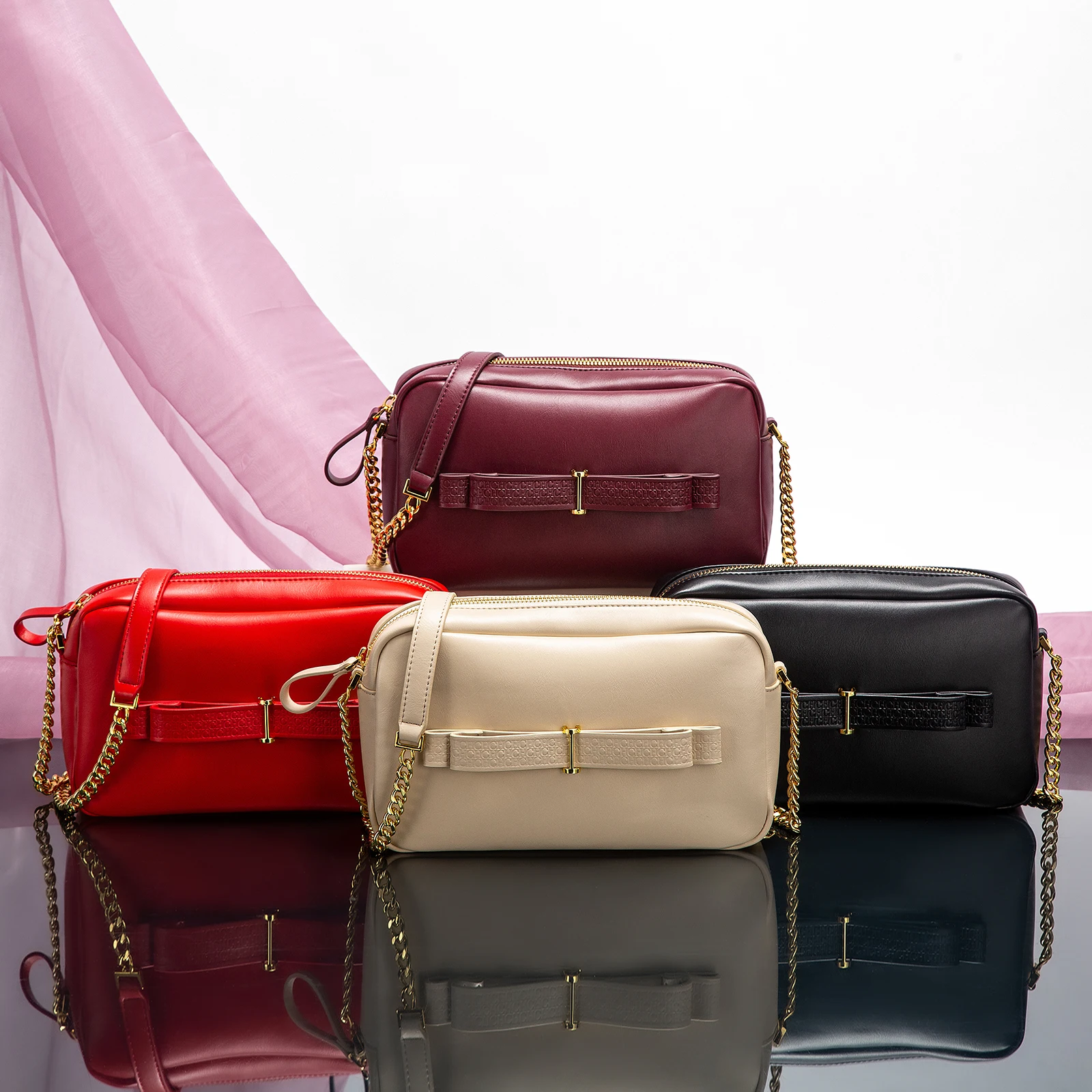 حقيبة كتف نسائية جلد مربعة