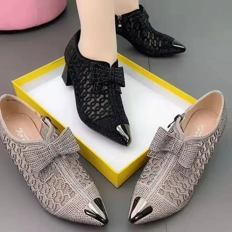 

Women's Hollow Mesh Shoes 2023 Summer Women Pumps Fashion Rhinestone Square Heel Pointed Toe Zipper Bow Women Sandals Plus Size