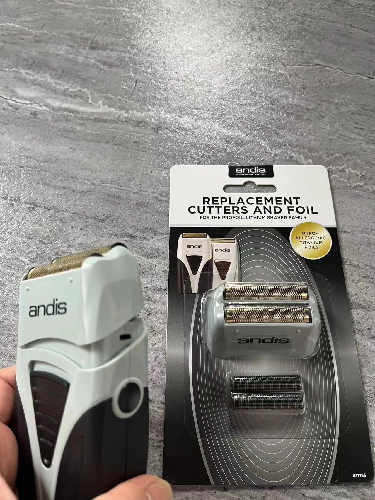 Рисунок 5 - Оригинальная бритва Andis Profoil Lithium Plus 17205