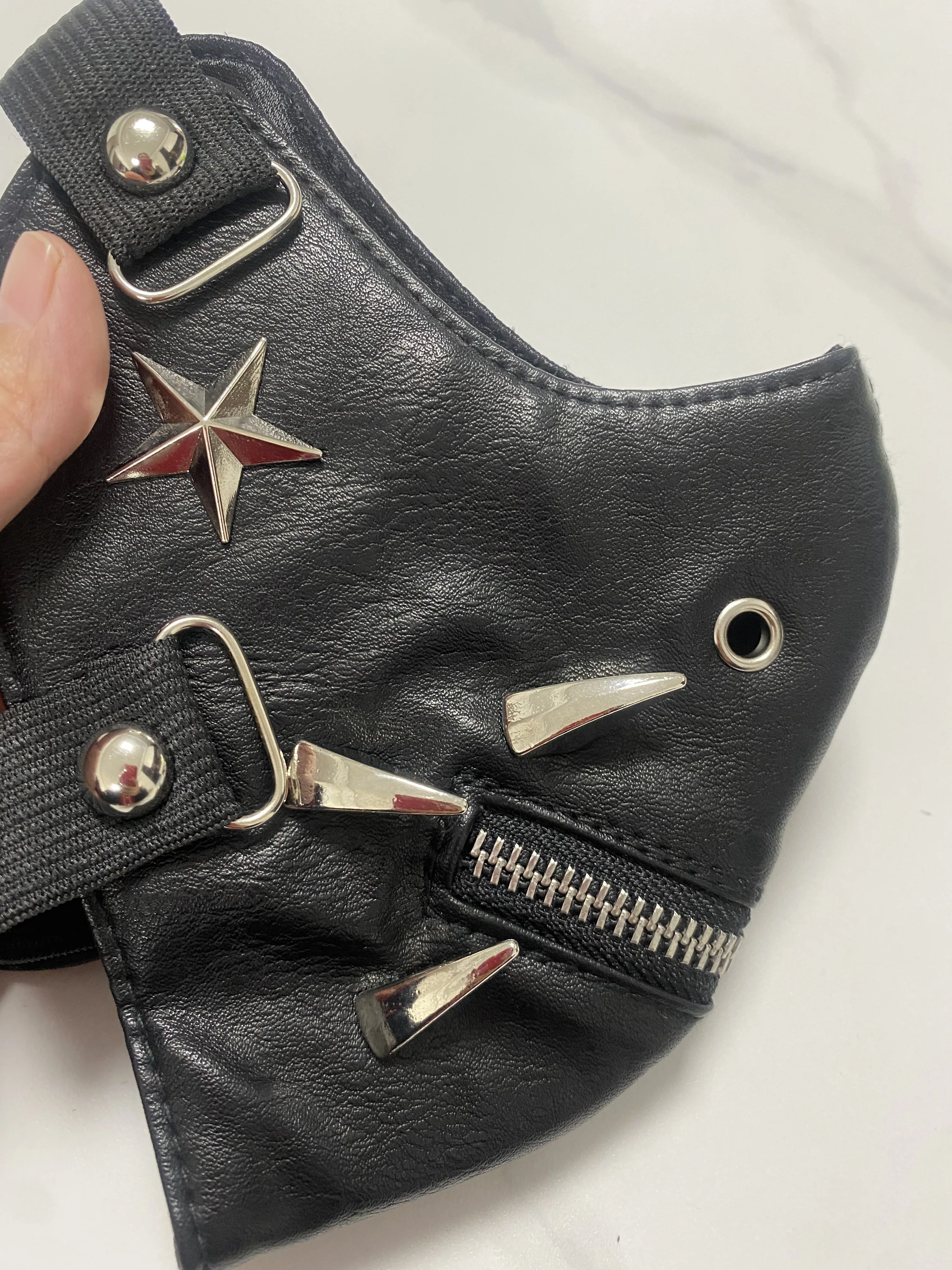 Men Women's Black PU Leather Star Rivet Zipper Rock Mask Lady's Breathable Party Cosplay Halloween Mouth-muffle R1404
