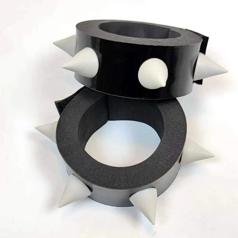 Street Fighter-Inspired Chun Li Wristband Cosplay Prop for Halloween Party (1 Pair)