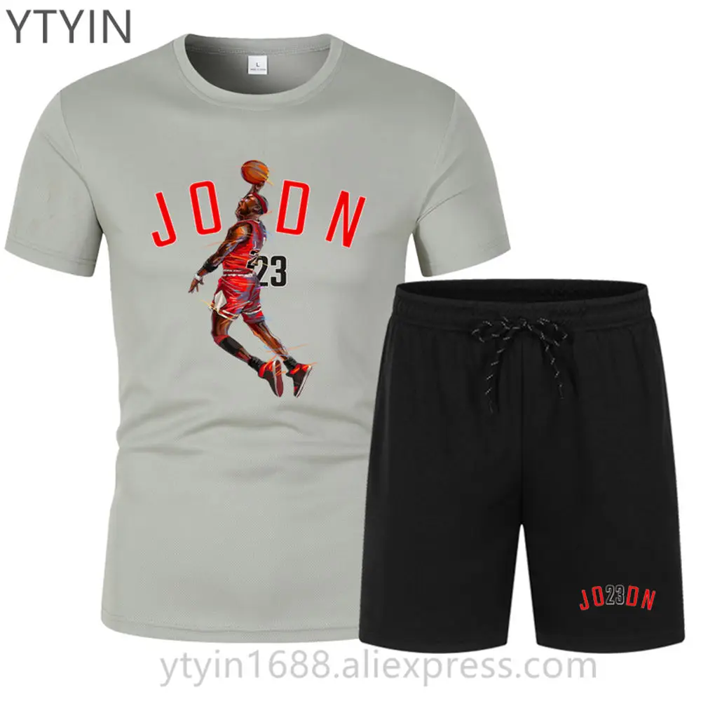 Рисунок 3 - Костюм мужской летний из футболки и шортов