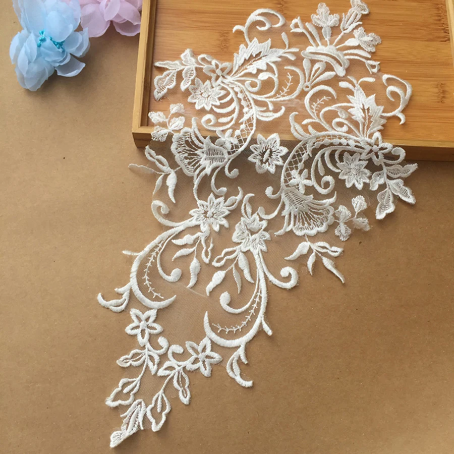 1 Stück Stickerei Goldfaden Spitzenstoff Applikation Handgemachter Blumen-Patch Hochzeitskleid Vorhang DIY Reparatur Zubehör – Detail 1
