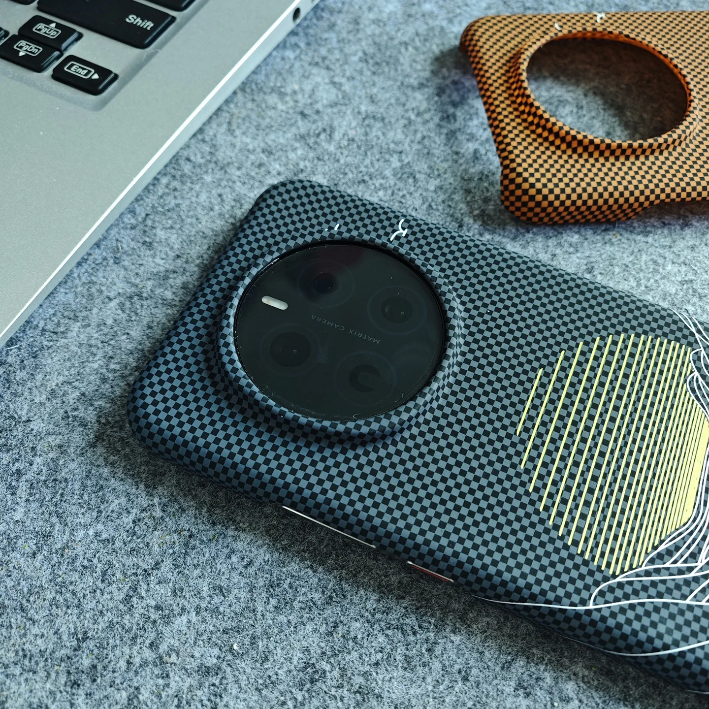 Carbon Fibre Texture Slim Protective Bumper Case with Moonset Design