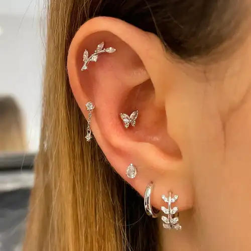 우아한 피어싱 귀 헬릭스 룩 조가비 귀걸이 여성용 1PC 매칭 로브 Daith Tragus 플랫 스터드 이어링 패션 섹시한 쥬얼리 2