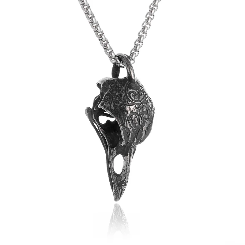 

Retro Gothic Carved Pattern Crow Skull Pendant Necklace for Women and Men Trendy Punk Hip-Hop Domineering Jewelry