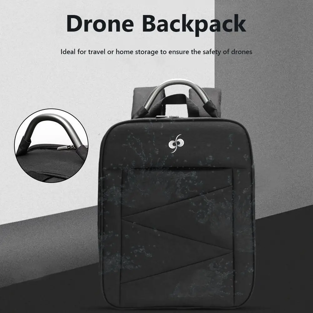 Sac à dos antichoc pour DJI FPV Compo porté en extérieur, avec sangles de poitrine et ceinture lombaire ajustables.