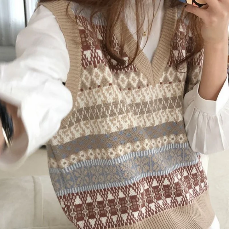 

Women Vintage V-neck Vest Sweater Sleeveless Pullover Elasticity Knitted Sweater Female Casual Loose Oversized Knitted Vest 2023