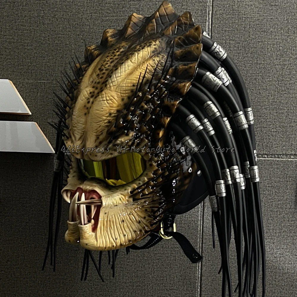 Рисунок 5 - Матовый черный шлем-хищник из АБС-пластика