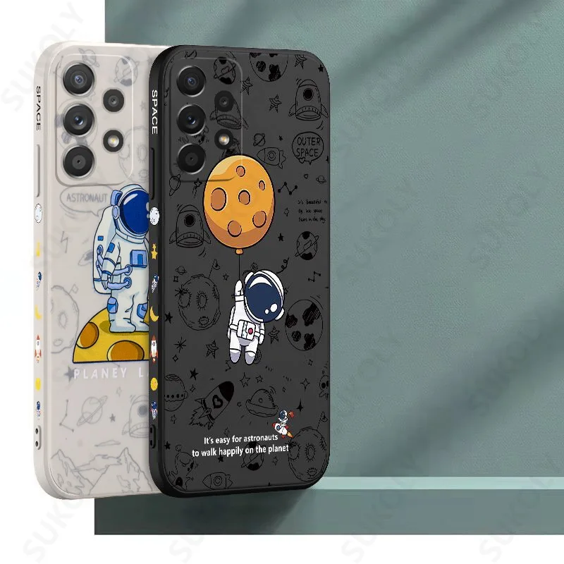 Cute Astronaut Lanyard Case For Samsung Galaxy A52 A72 A32 A12 A51 A71 A21s A50 S22 S20 FE S21 Ultra S22 S10 Plus Cover Coque samsung flip phone cute