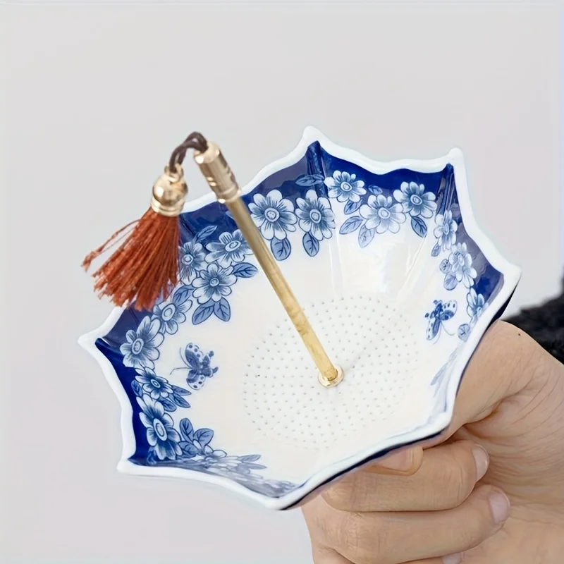 Elegant Blue and White Floral Ceramic Tea Strainer with Tassel - Decorative Umbrella-Shaped Tea Leaf Filter
