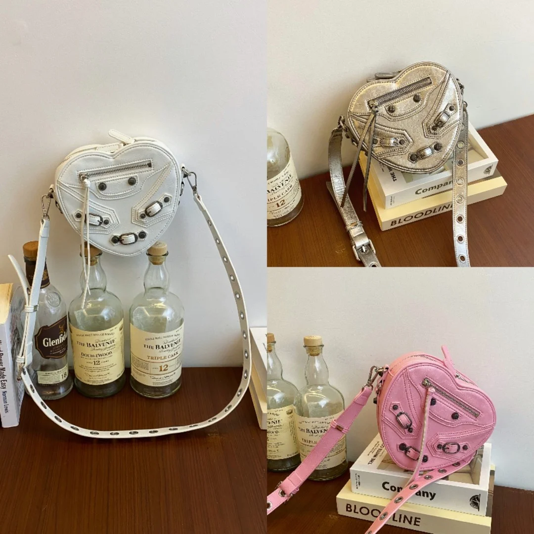 2023 New Women's Denim Love Shape Bag Ins Ladies Rivet Motorcycle Bag Retro Fashion Adult PU Shoulder Messenger Bag