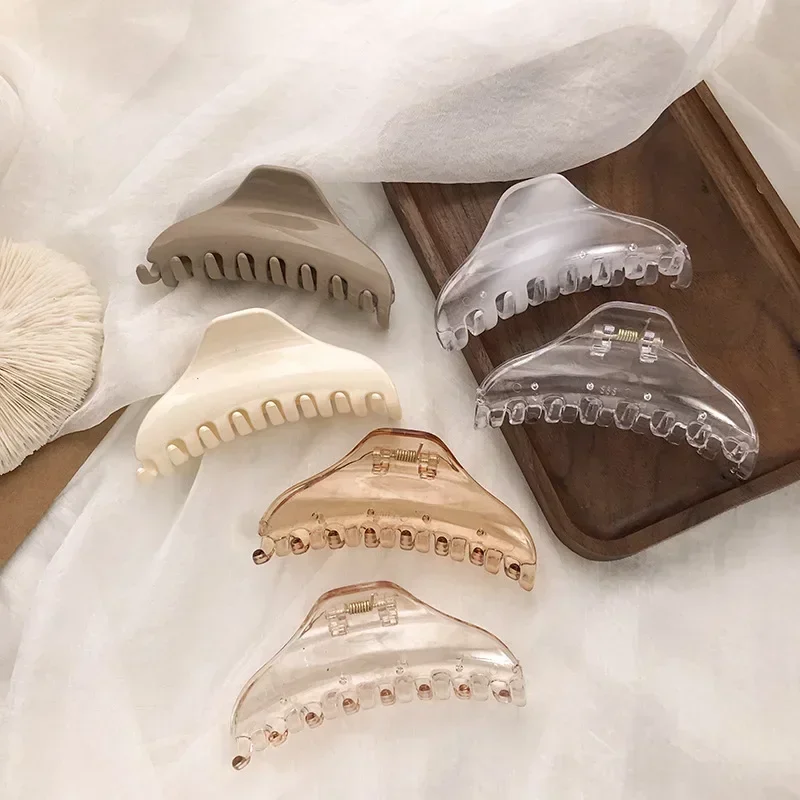 Women's Transparent Acrylic Hair Clip Geometric Hair Clip Plate Shark Accessory