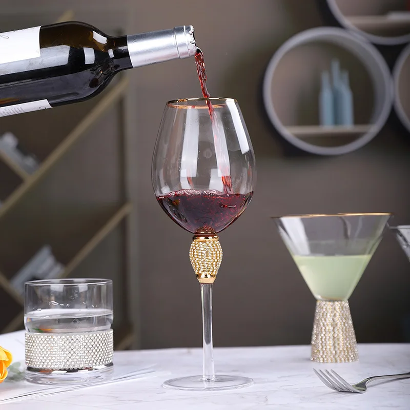 Palace Luxury Western Wine Cup Goblet Gold-Inlaid Diamond Handmade Cocktail Champagne Wine Mug Holiday Gift Red Glass