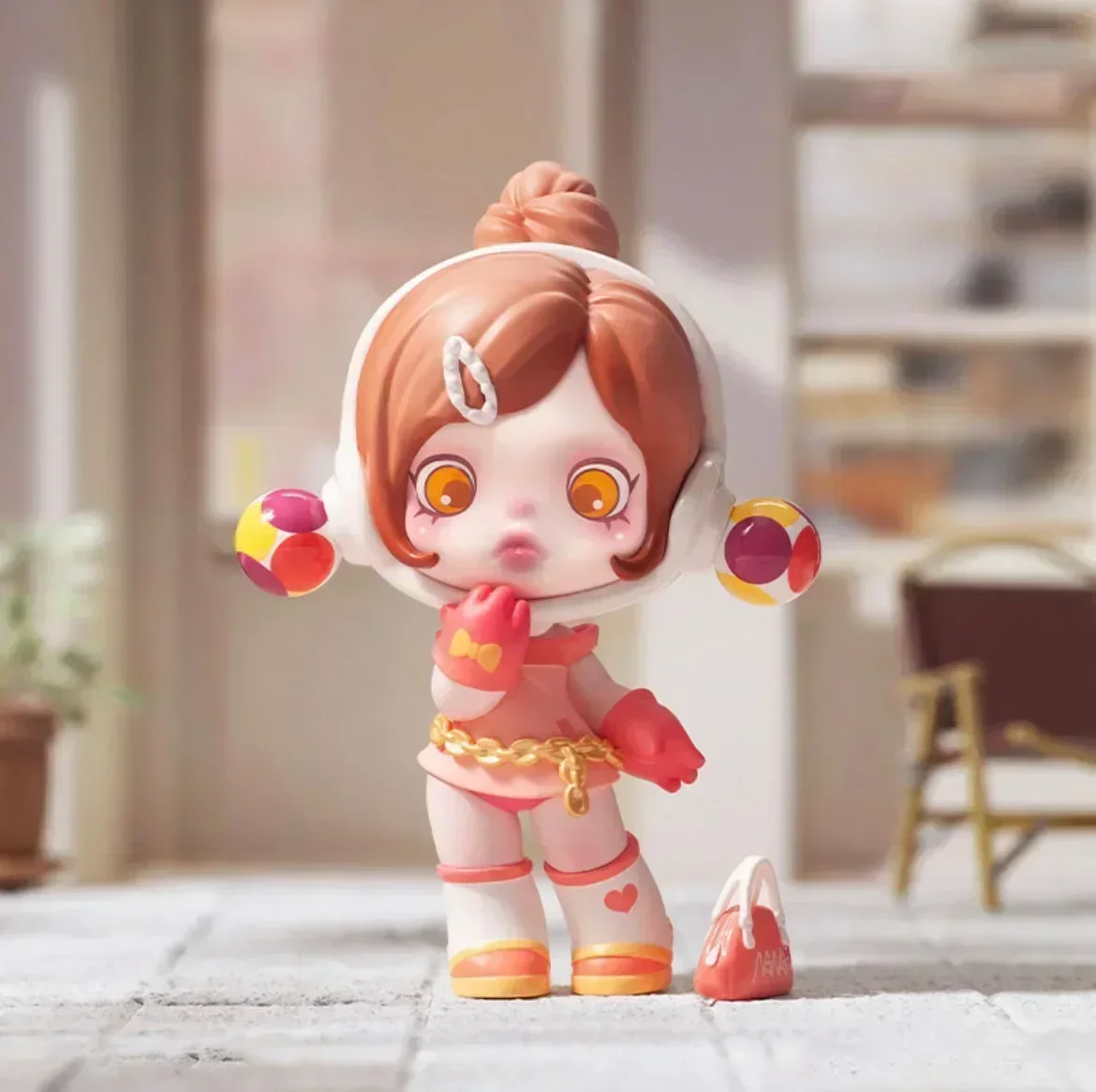 S714d91d1ec3545f8a4a69d886a25b00an - Nana Figure