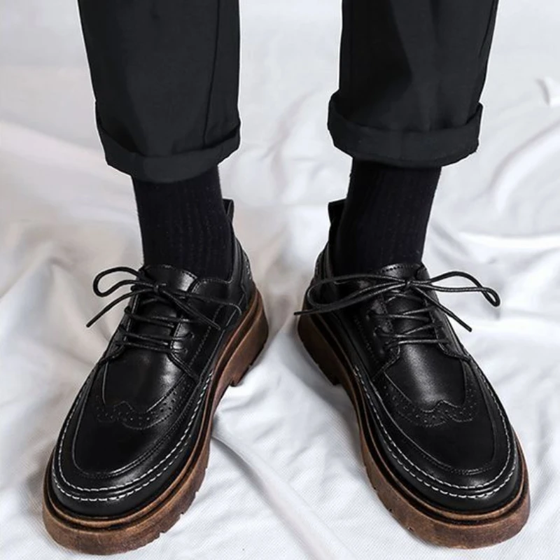 Men's Leather Shoes Black Formal Male Casual Shoe Flat Round Toe Brogue Dress Business Legitimate Cheap Clearance Original Hot