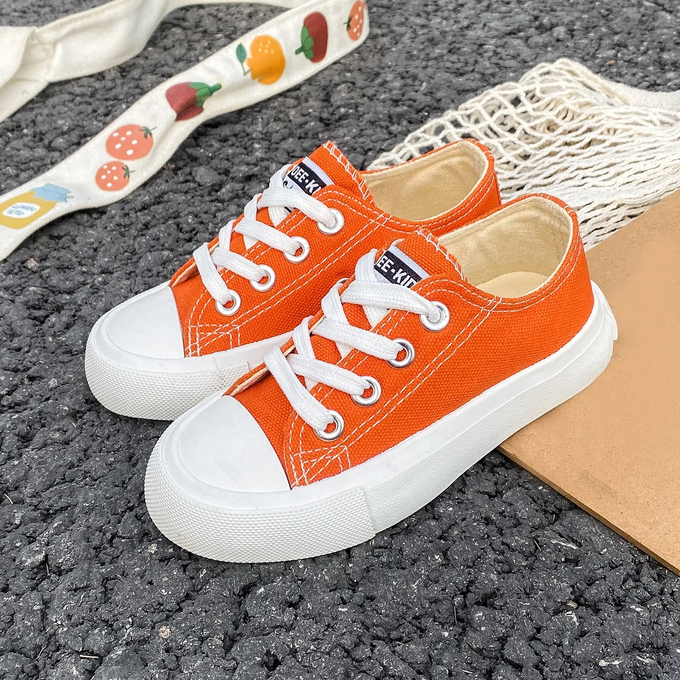 حذاء قماش بنسيج شبكي يسمح بالتهوية للأطفال ، حذاء بنعل ناعم ، قماش متعدد الاستخدامات للأطفال ، قماش عصري ، ربيع وخريف ، 5058