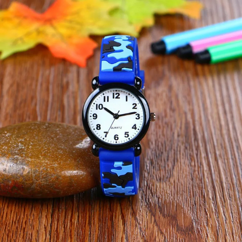 Children's Camouflage Military-Style Watch in Army Green