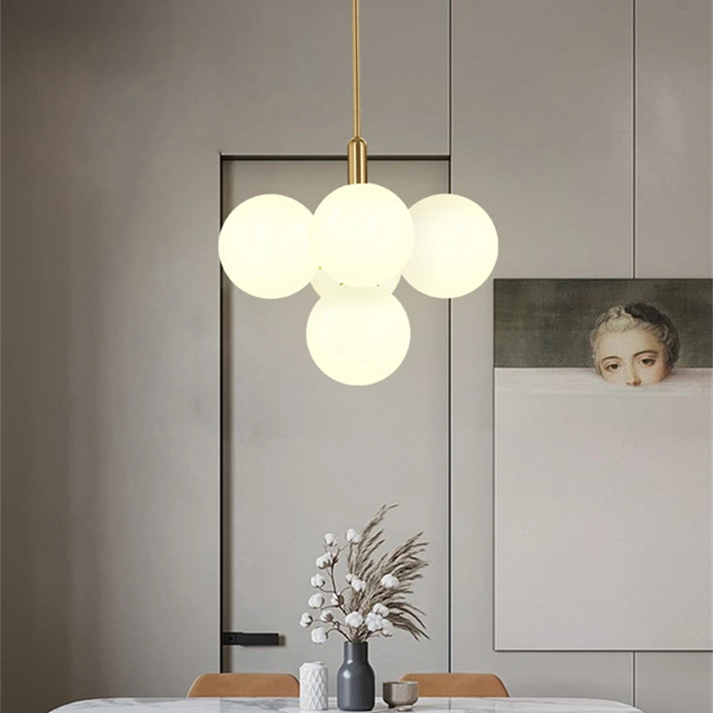 Marais Pointe Chandelier