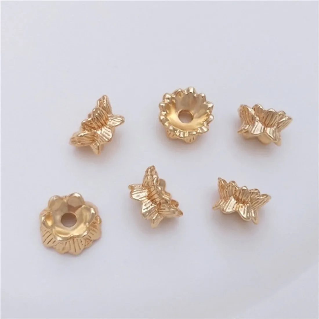 

14K Genuine Gold Double-layer Lotus Bead Holder Separated Bead Flower Bead Cap Handmade Beaded Accessories DIY Jewelry Materials