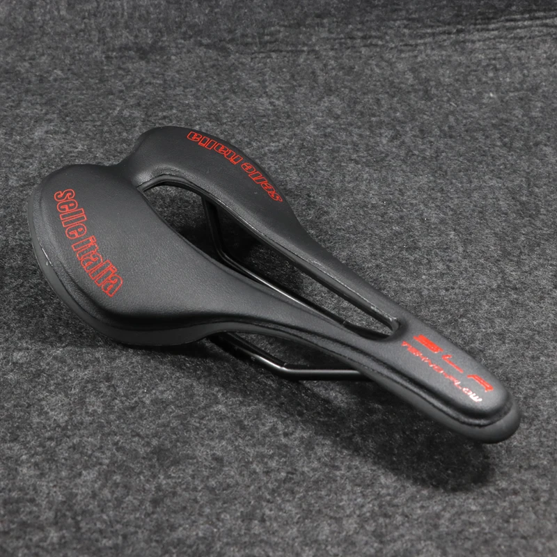Selle Italia 자전거 안장 도로 산악 자전거 안장 여성과 남성을위한 중공 통기성 사이클링 시트 레이싱 프론트 쿠션