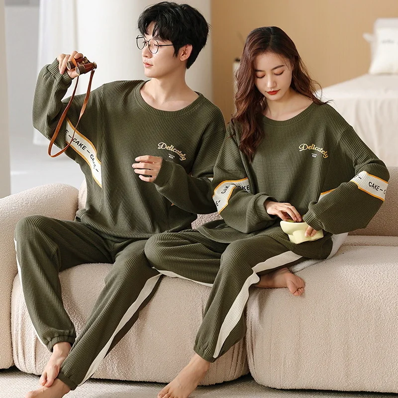 男性と女性のための秋のパジャマセット,長袖,ラウンドネック,文字が