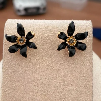 

European And American Fashion Flower Black Lily Crystal Sphere Grey Stone Earring Bracelet