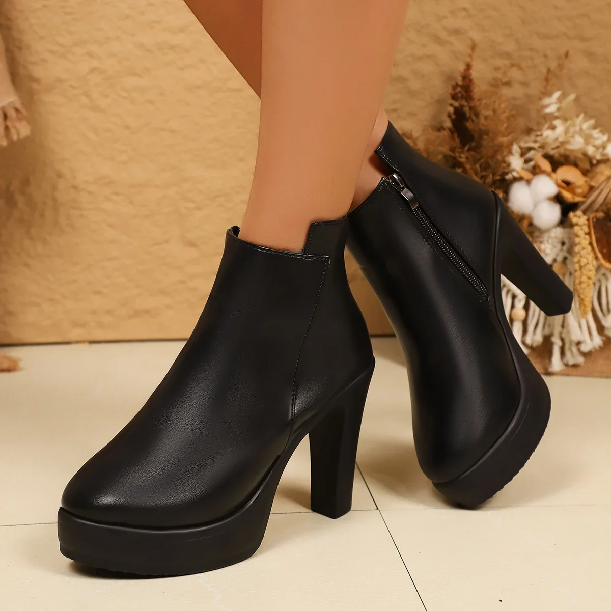 2025 Women's Classic Block Chunky Heel Platform Boots Round Toe High Heels Black Ankel Boots for Big Large Size Booties