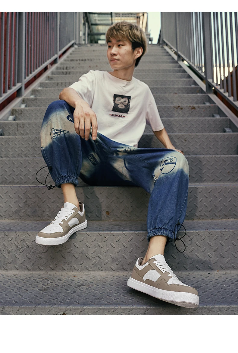 Description Picture 3 of itemMen's fashion color matching skateboard shoes, wear light sports shoes, comfortable breathable lace-up sports shoes, suitable fo