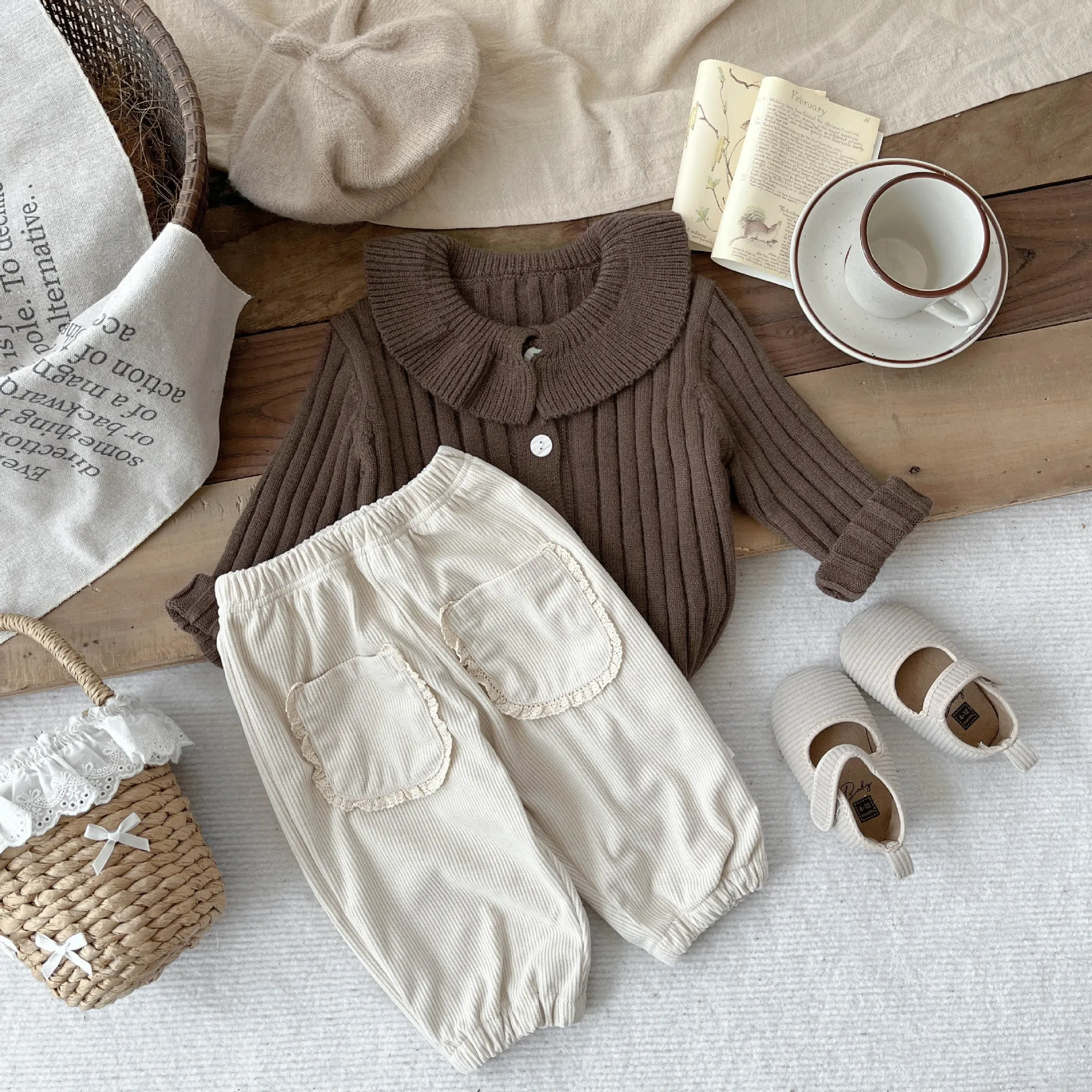 Autumn New Girls Long Sleeve Knitted Cardigan Baby Girl Cute Peter Pan Collar Tops Cotton Infant Toddler Solid Casual Coat