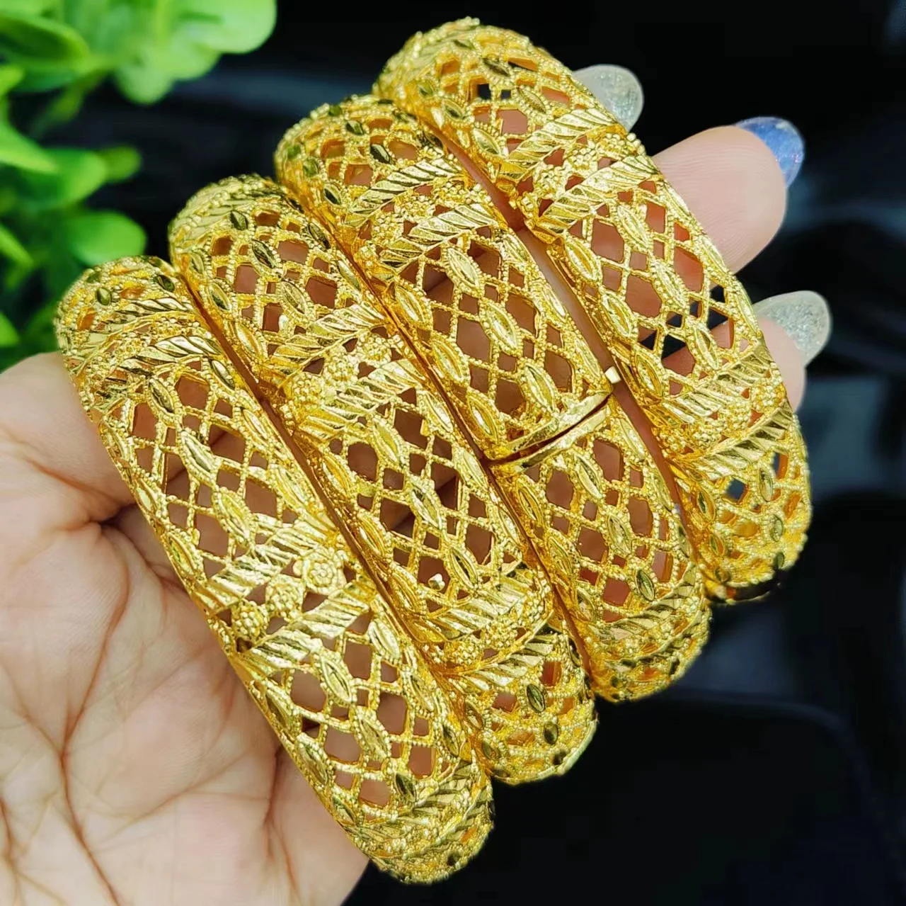 

4 шт. Новые Роскошные браслеты Дубай золотого цвета для женщин Арабский Свадебный амулет нигерийский Свадебный подарок африканские ювелирные изделия