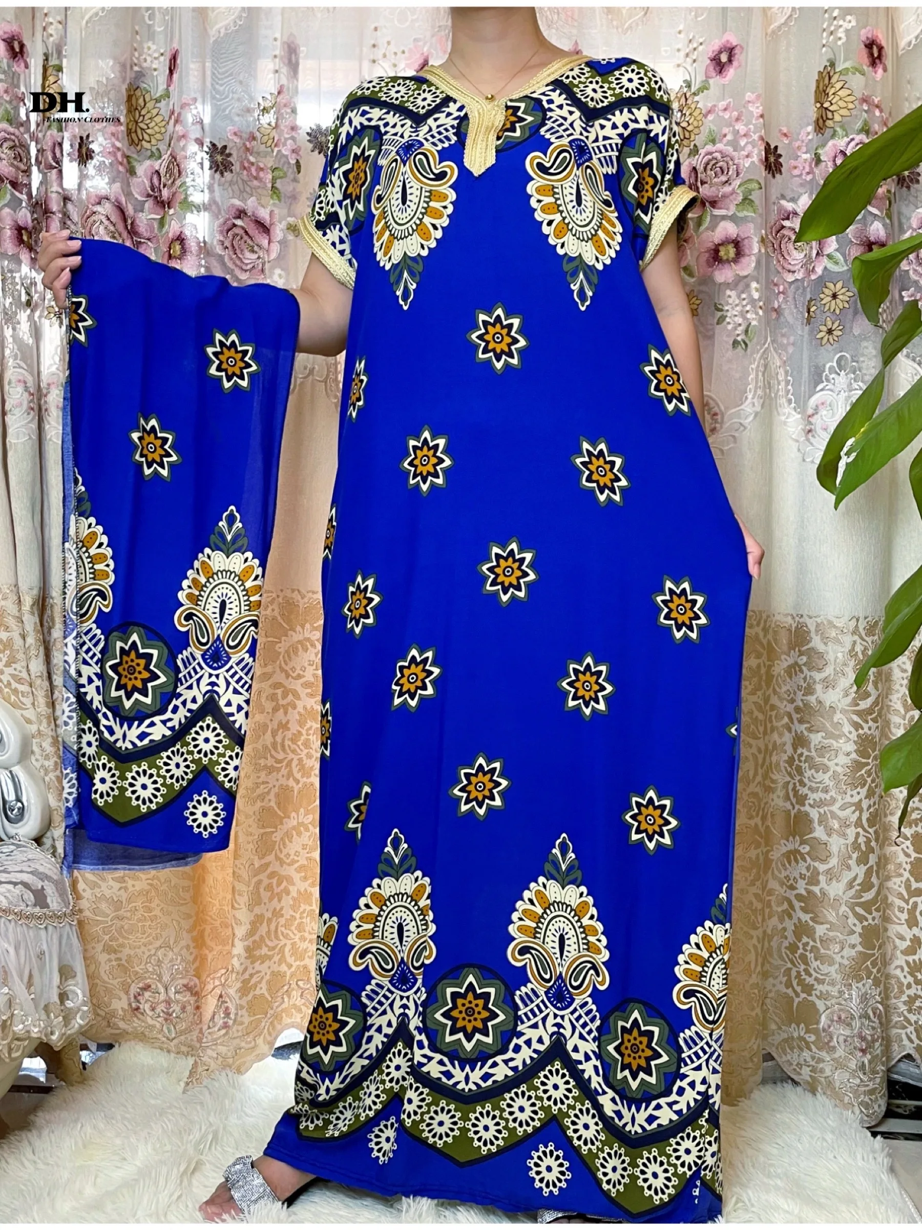 

Muslim Fashion Dashiki Summer Abaya African Robe Short Floral Print Colorful Boubou V-Neck Maxi Islam African Dress For Women