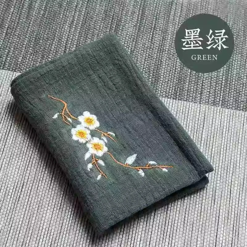 Chinese Style Plum Blossom Tea Towel, Cotton and Linen Absorbent Tea Cloth, Chinese Style Zen Tea Ceremony 27X19CM