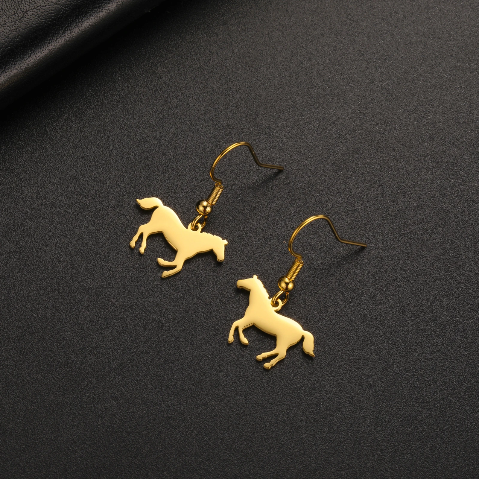 Teamer Running Horse Dangle Earrings for Women Stainless Steel Earrings Animal Exquisite Minimalist Jewelry No Rust Ear Drops