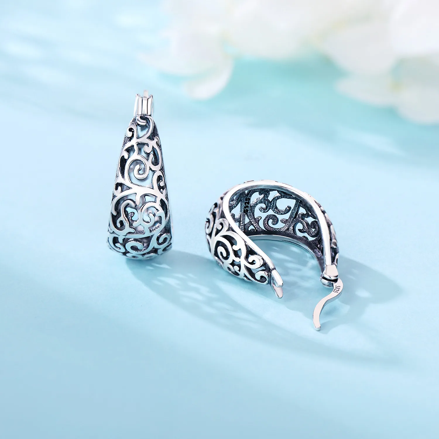 Original 925 Sterling Silber Vintage Traubengranat- und Spiralgras-Blumen-Creolen für Damen – Eleganter Partyschmuck als Geschenk – Detail 7