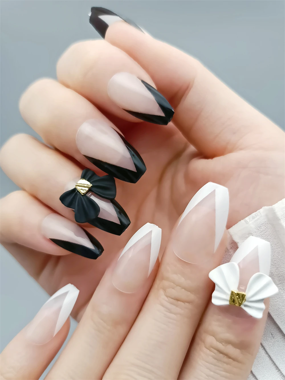 Classic Black and White False Nails in Packaging Box French Style with 3D Bow  Tie New Design Press On Nail Top Form Squoval 24pc|False Nails| - AliExpress