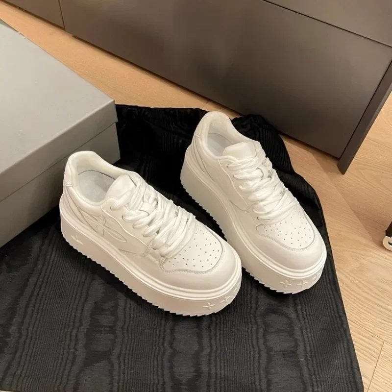 シューズ・サンダルその他 BY FAR Woman Shoes White MWFHO020CL034WH025PL WH025 WOMEN'S SNEAKER REFRESH 17310902