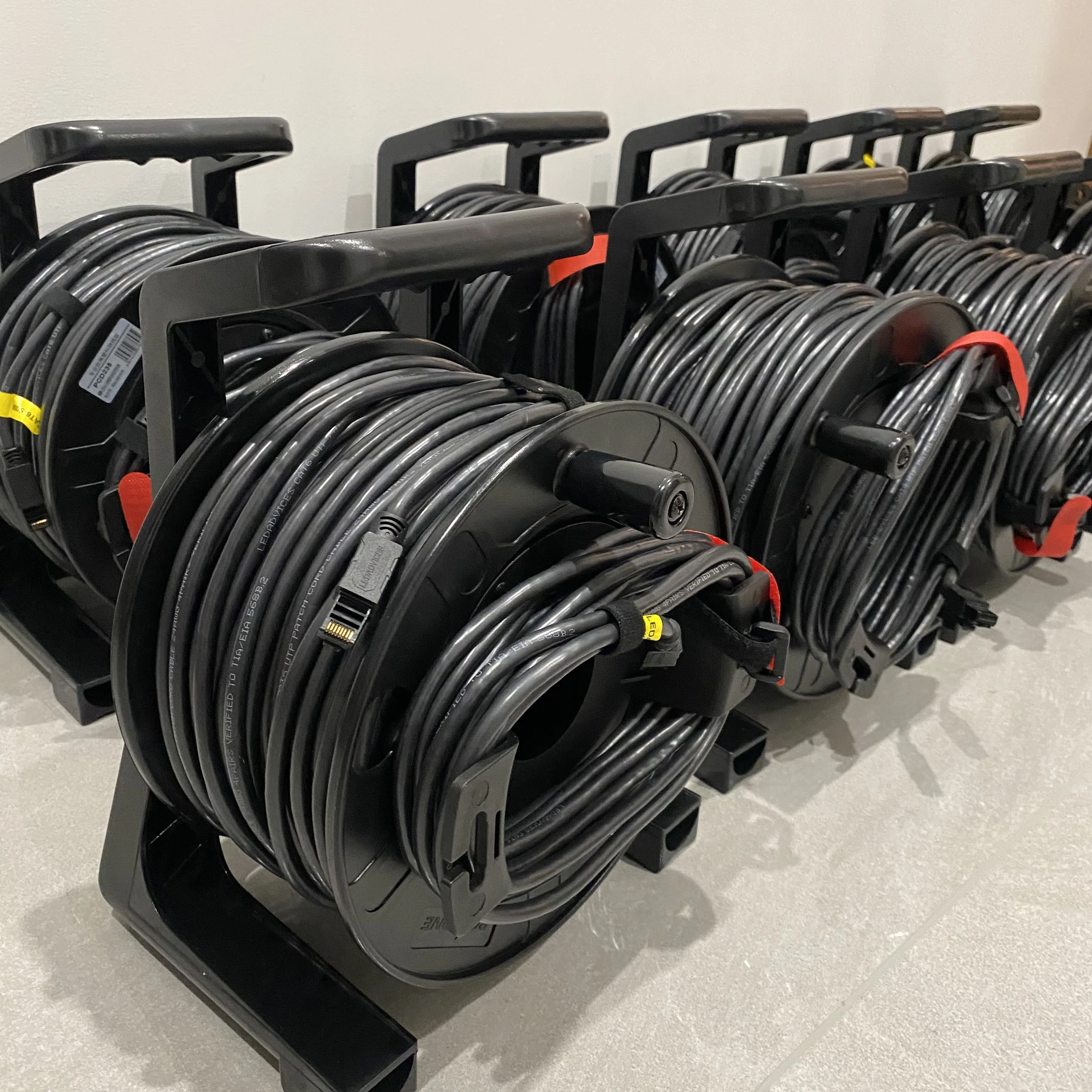 Matassa Cavo U/UTP Cat.6 Rame 100m Rigido Nero per esterno - Cavi in Matassa - Cavi di rete - Networking