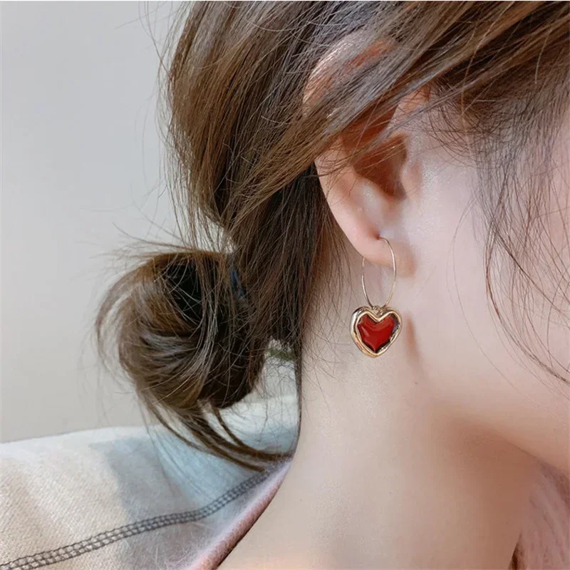 Wine Red Heart-shaped Earrings for Women Simple Temperament Versatile Personality Earrings Niche Jewelry Accessories Earrings