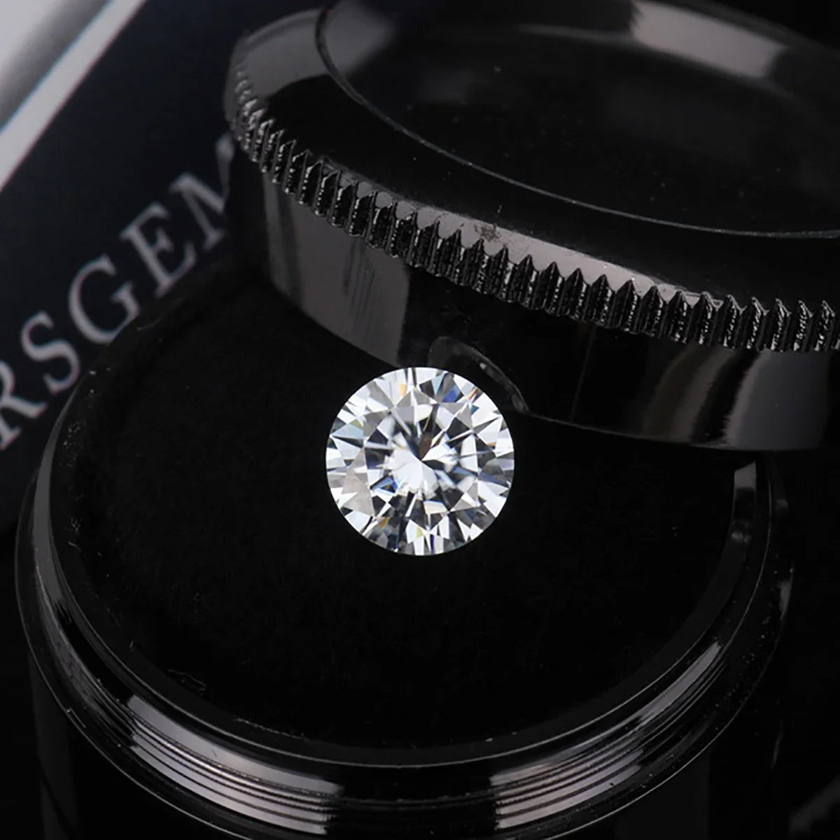 느슨한 보석 실제 1ct-10ct D 컬러 모이사나이트 라운드 브릴리언트 컷 3EX 실험실 재배 다이아몬드 모이사나이트 GRA 인증서