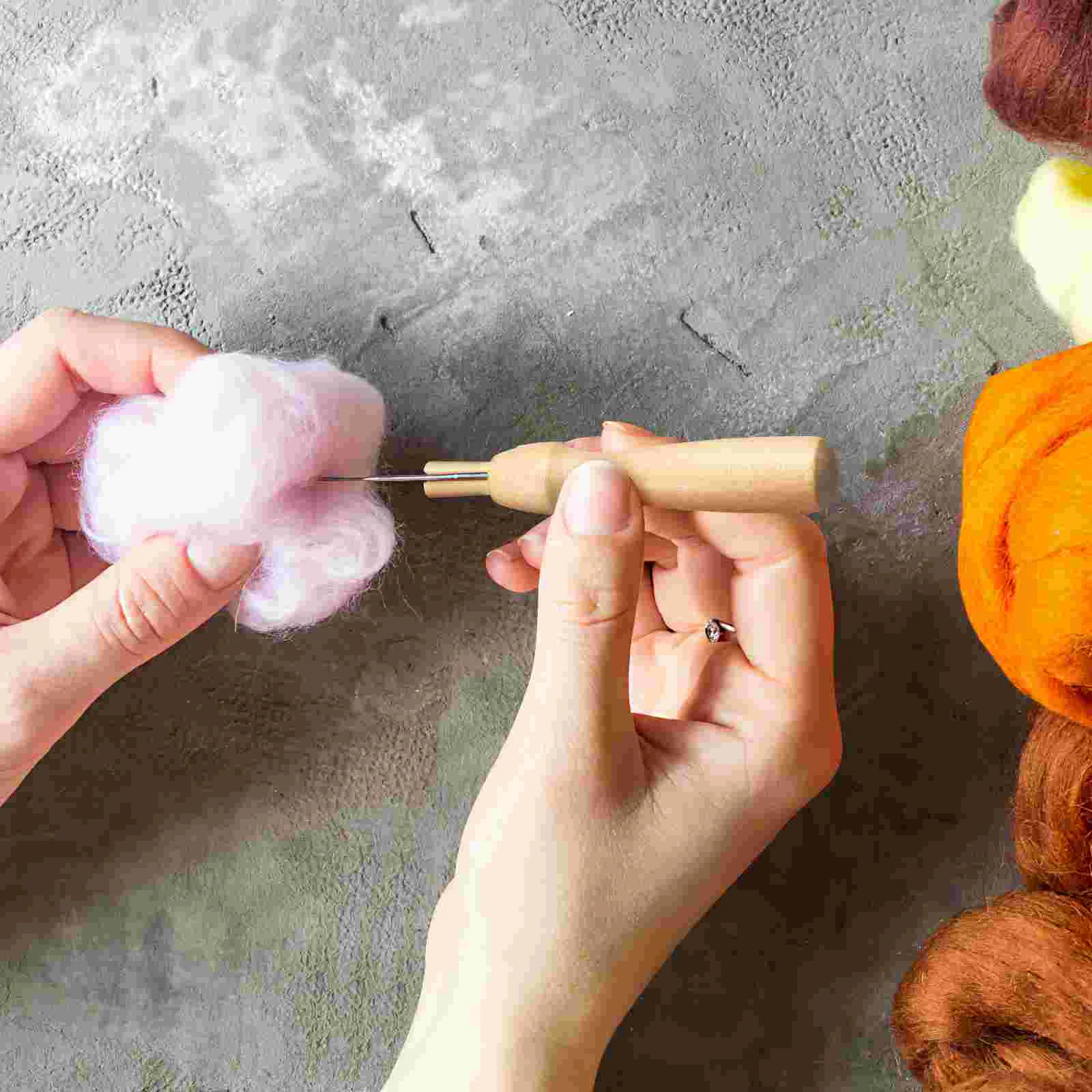 

Finished Product Wool Felt Tools Knitting Kit Felting Supplies Wood Needles for Beginners