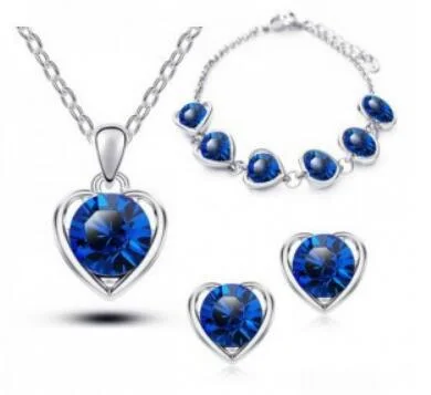 2021 Luxury Simple Big Small Hollow Double Heart-shaped Necklace Exquisite Crystal Zircon Pendant Chain Women's Wedding Jewelry 