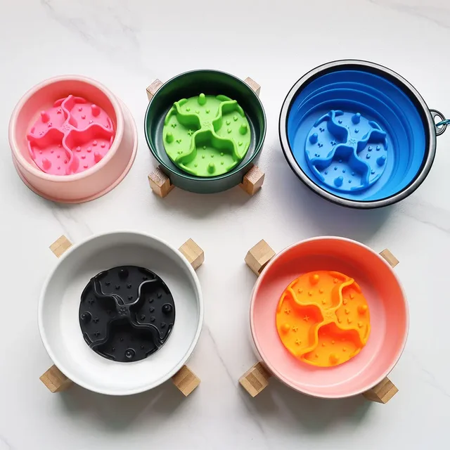 Pet Feeding Bowl Mat Anti-Tipping Silicone Tongue Cleaning Pad Dog Cat Slow Feeding Bowl Pet Supplies Wholesale 2