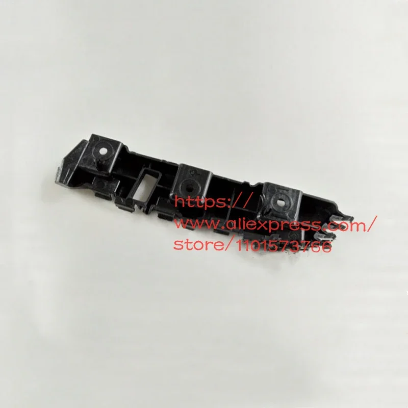 

Монтажный кронштейн переднего бампера для LYNK & CO 01,02,03