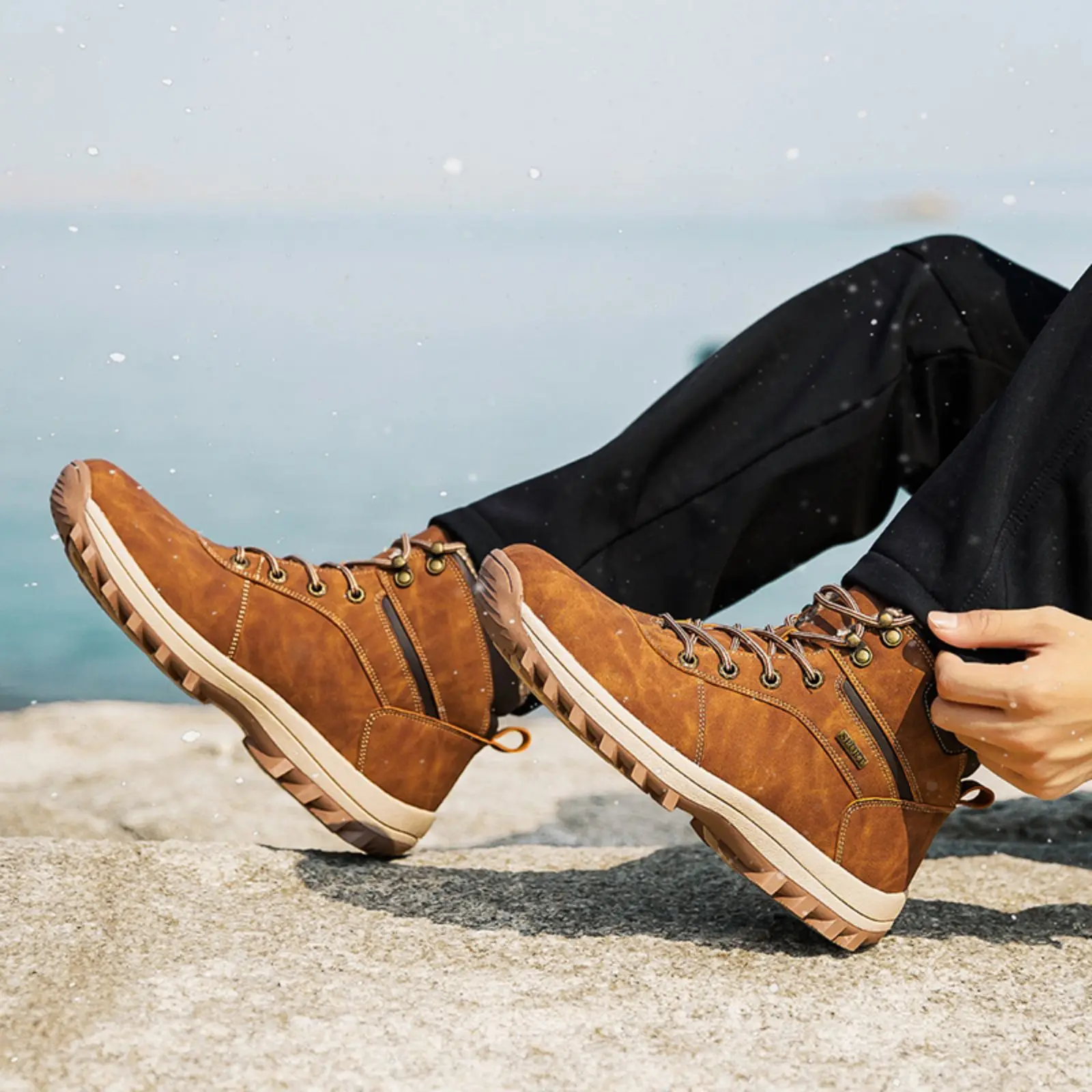 Hiking shoes Snow boots Men's Hiking Shoes Winter Outdoor Snow Boots Imitation Leather PU Upper Waterproof Non-slip Sole Warm Short Velvet Lnside