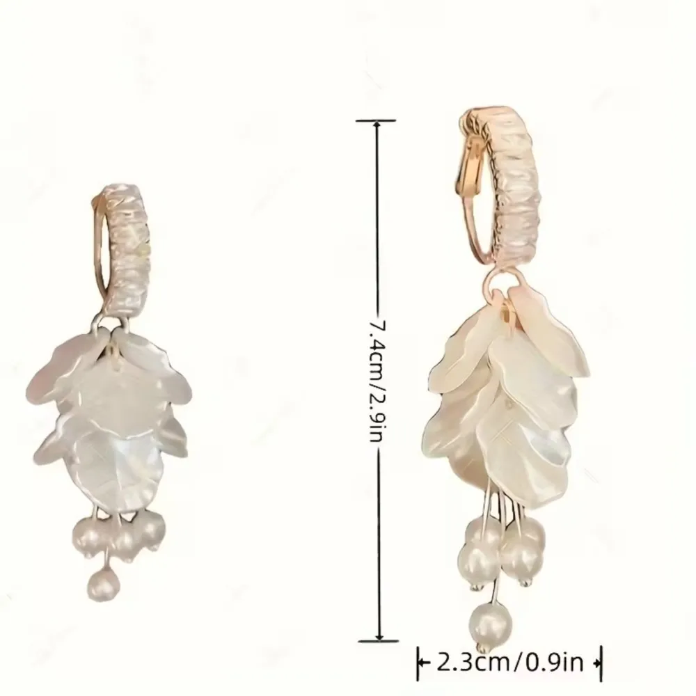 Elegant White Layered Ruffled Petal Design Earrings for Women Fashion Floral Dangle Earring Jewelry Wedding Anniversary Gifts
