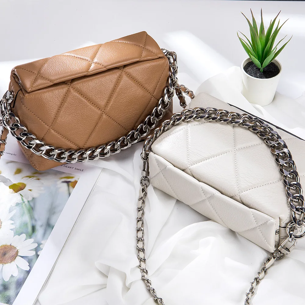 New Leather All Shoulder Crossbody Bag Fashion Small Square Bag Chain Underarm Bag Korean Version Ringer Female Bag Tide