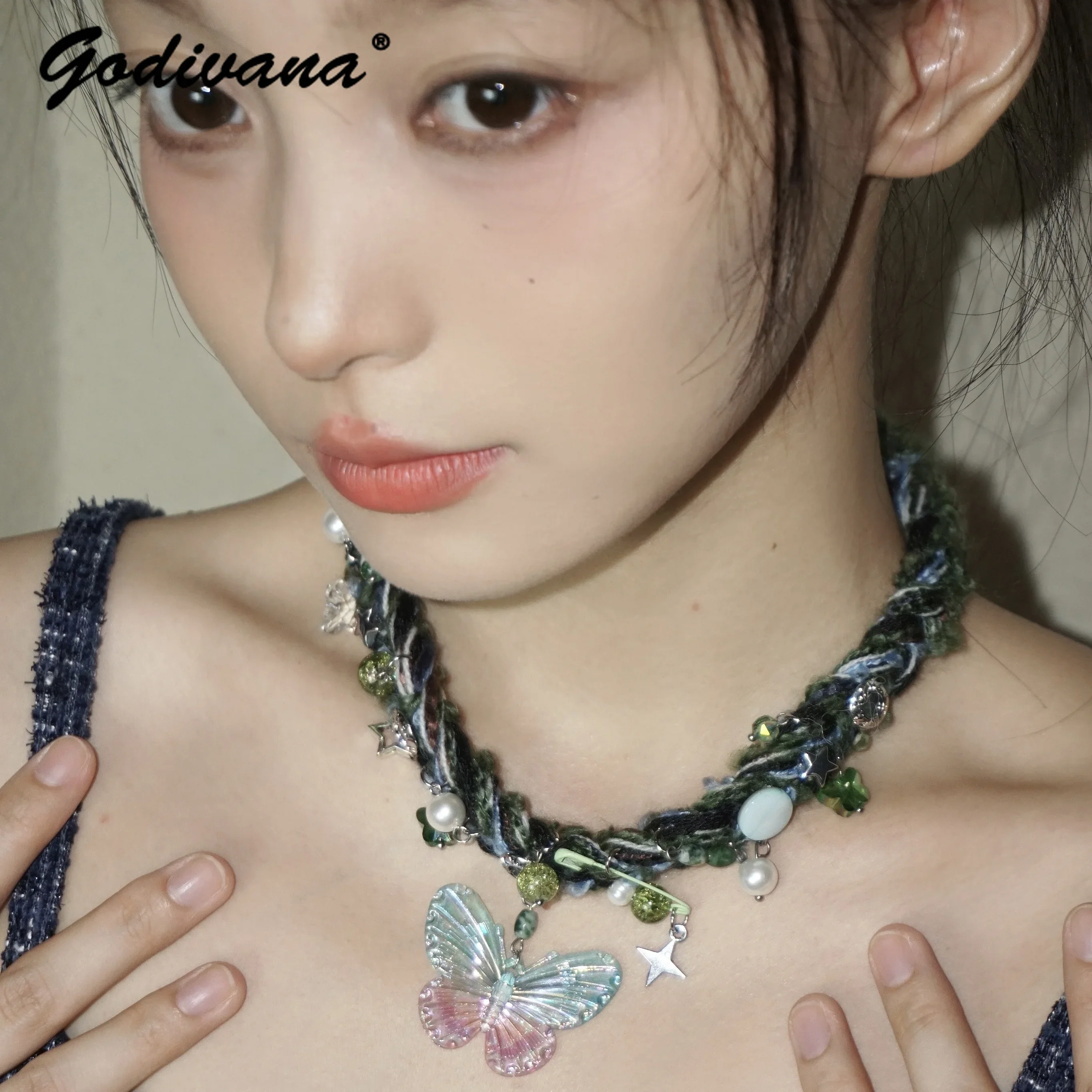 

Green Wool Clavicle Chain Versatile Design Autumn and Winter Girl Women's Choker Subculture Butterfly Necklace